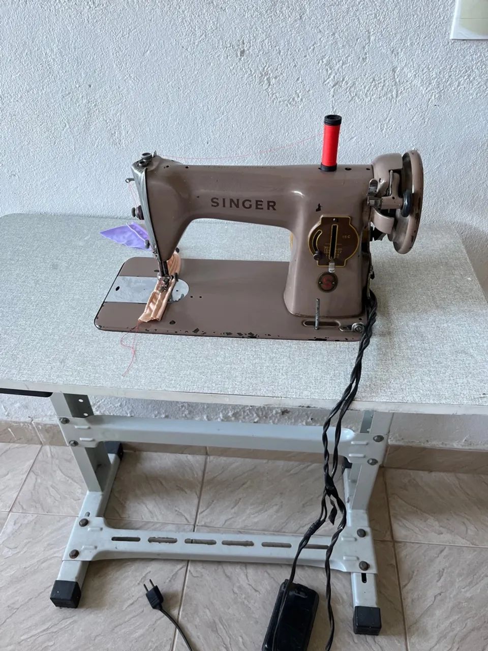 Máquina de Costura Singer  - Foto 4