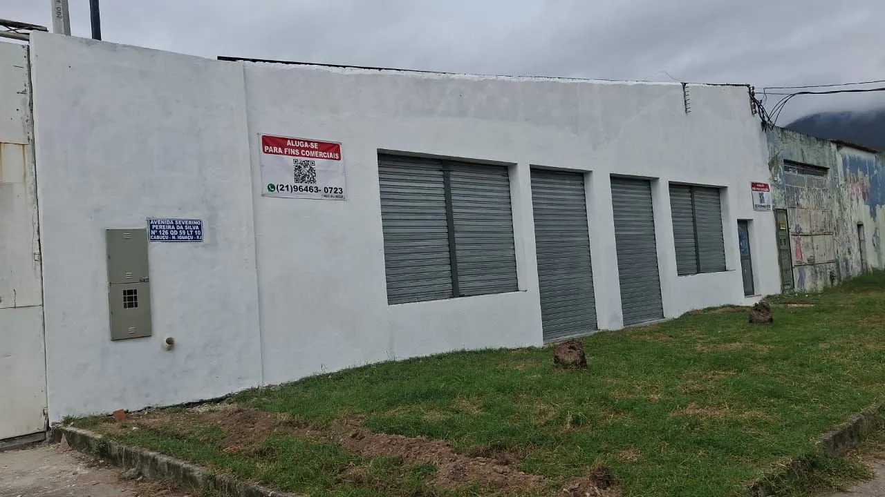Dois Lojões com 266 m², cada proximo à Praça de Cabuçu