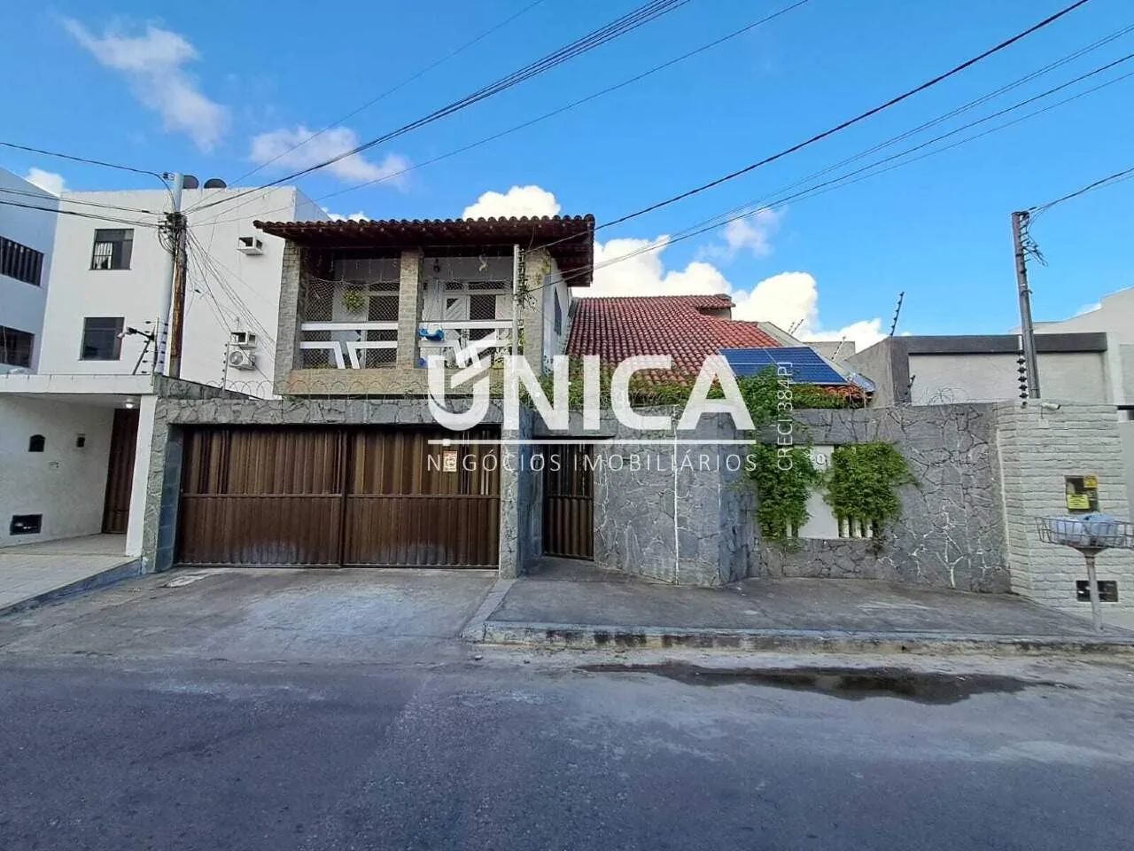 Compre Casa no Bairro Inácio Barbosa