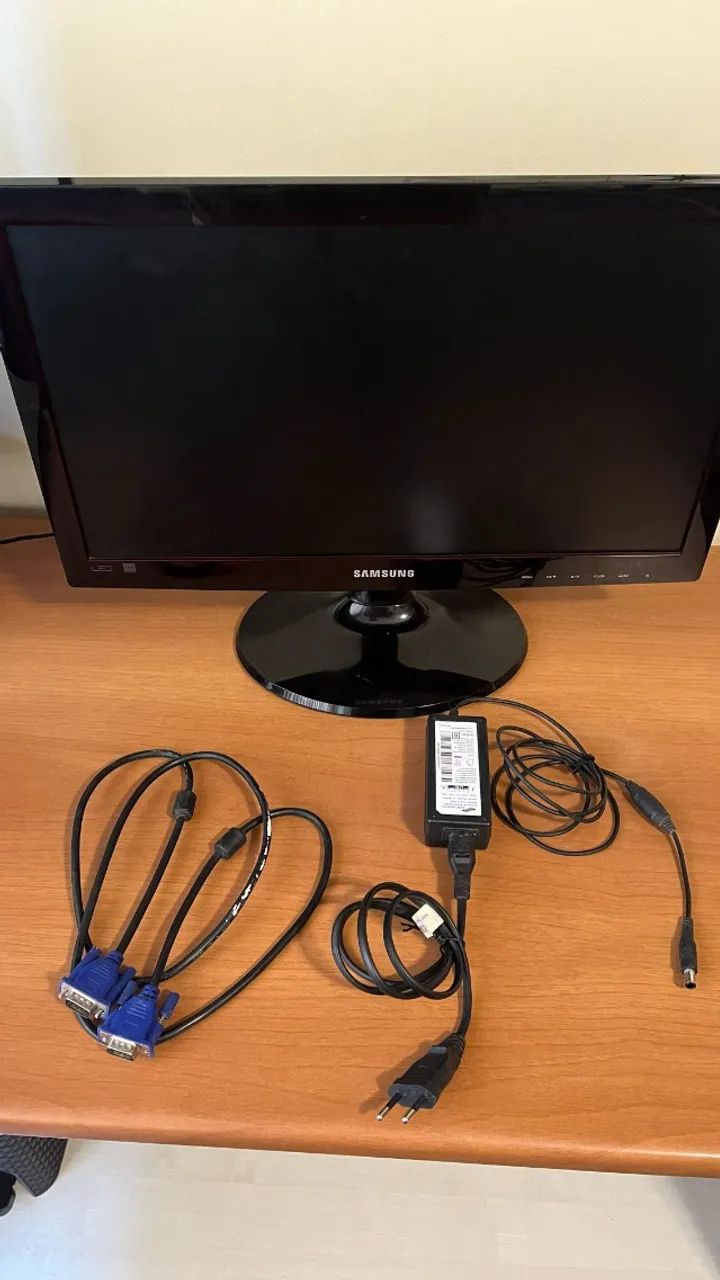 Monitor Samsung 75Hz S20C300FL - LED 19,5" 1600x900 - Foto 5