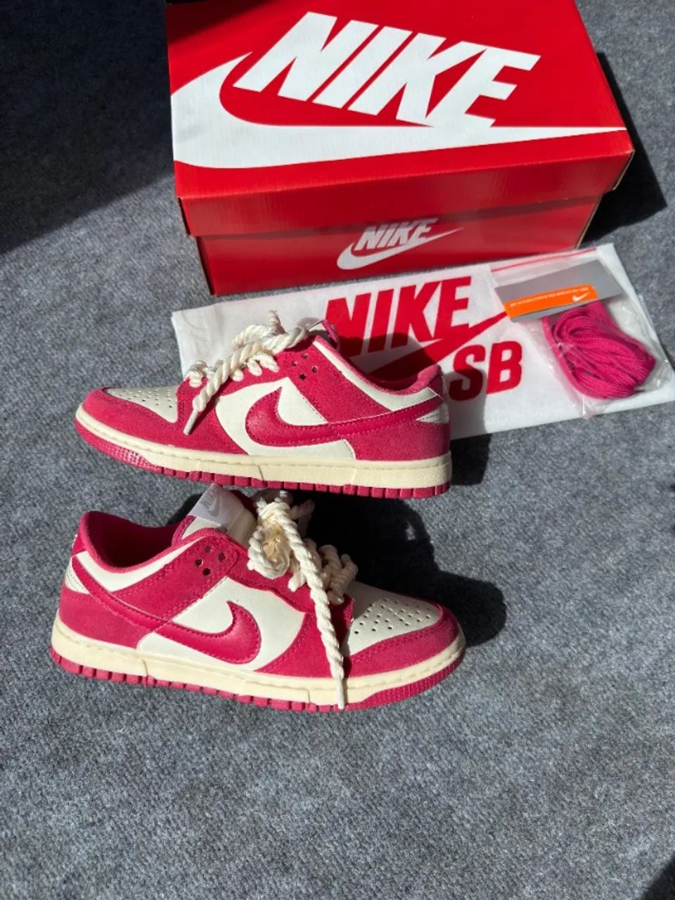 Nike Sb Dunk low Rosa/Creme Feminino - Foto 3
