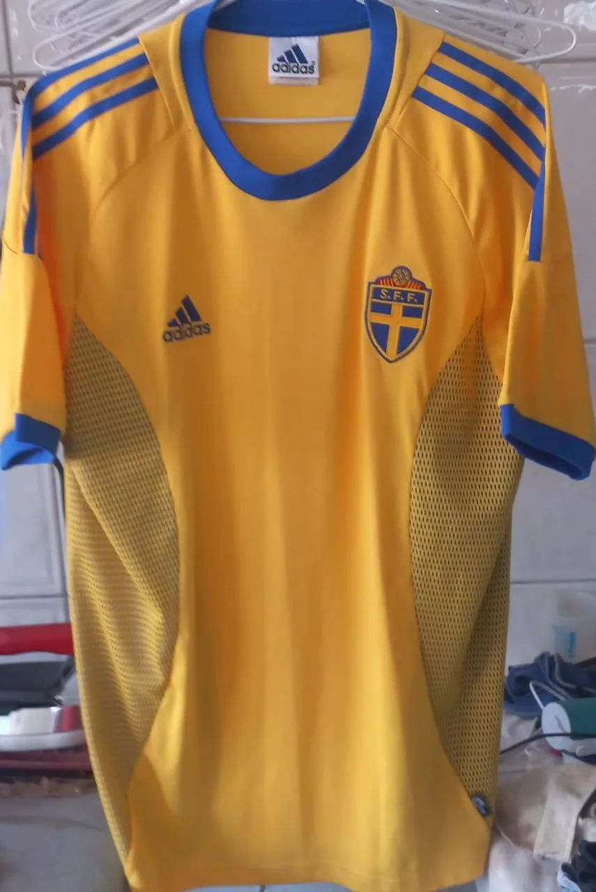 Camisa de Futebol Leeds United Inglaterra Strongbow Nike 2002