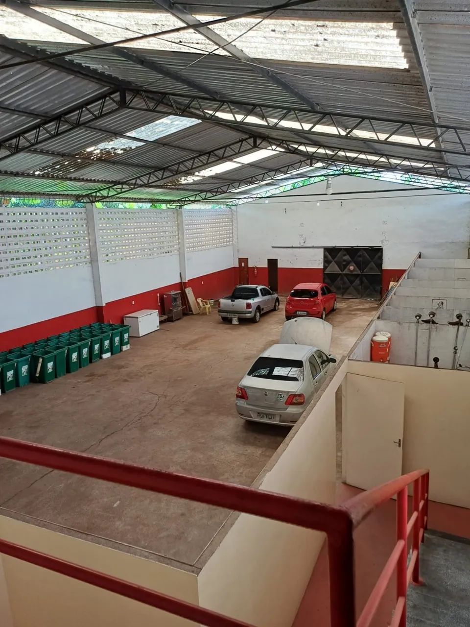 Alugo Galpão localização EXELENTE  - Foto 7