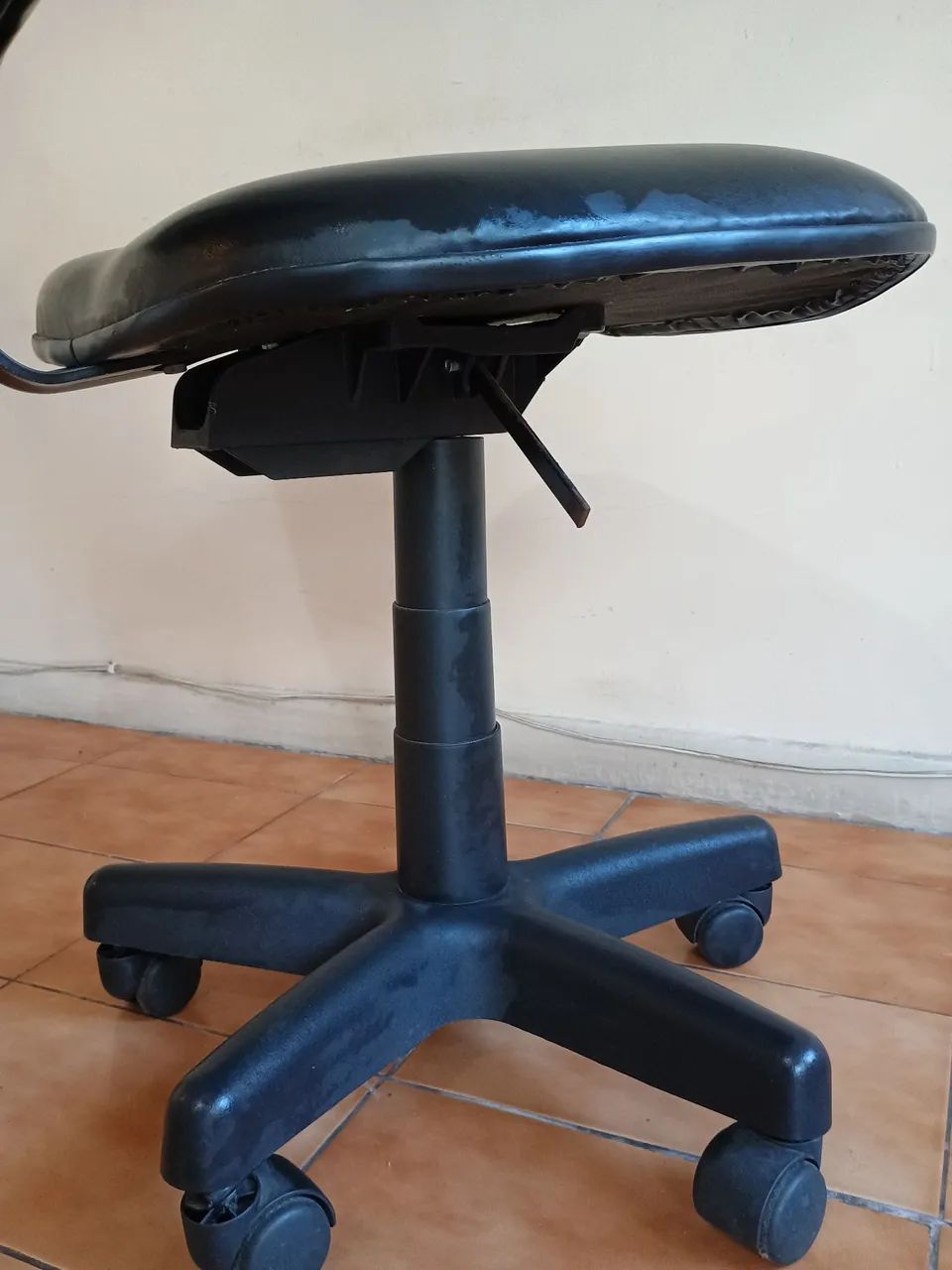 Cadeira para escritório. - Foto 3