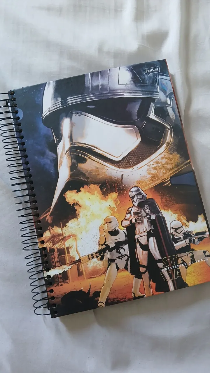 Caderno universitario 200 folhas Star Wars O Despertar da Força