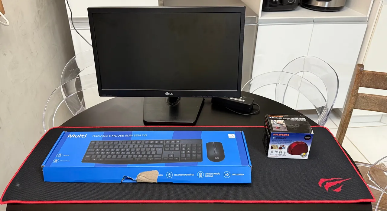 Monitor + Periféricos + Mousepad