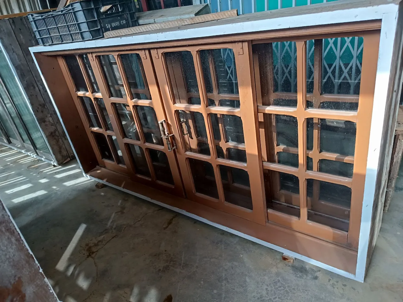 2 janelão de itauba 1m x 2m cx16cm VENDE-SE