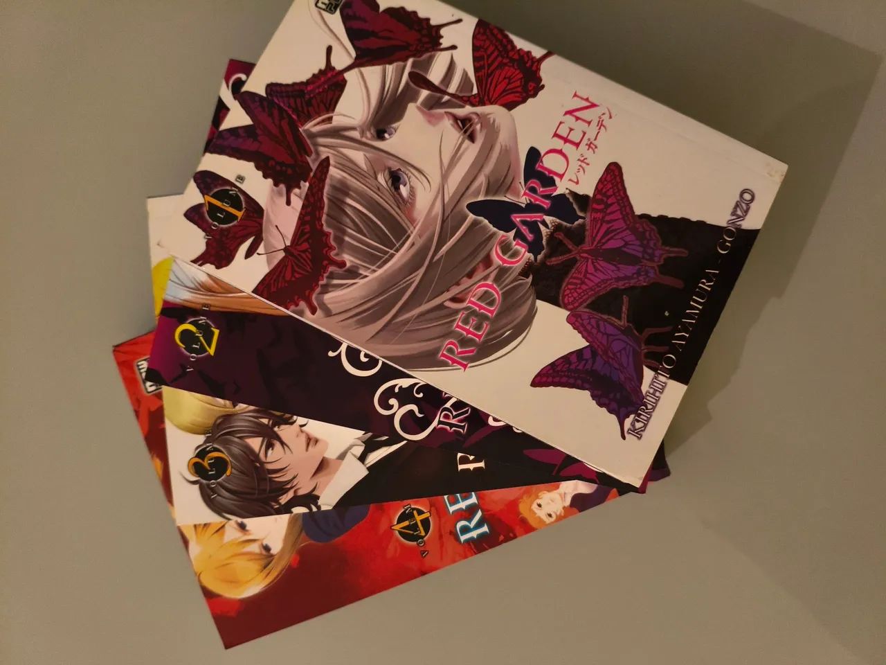 Mangás diversos - Resident Evil, Sailor Moon, Mirai Nikki - Foto 5