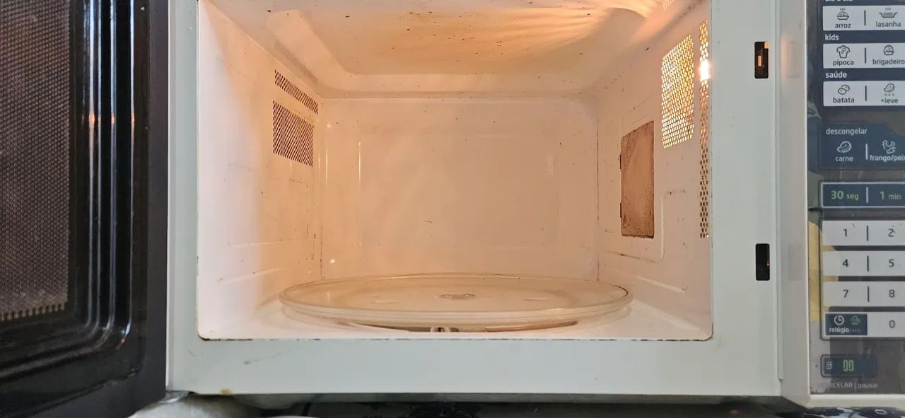 Micro-ondas mídia 30 l funcionando perfeitamente - Foto 2