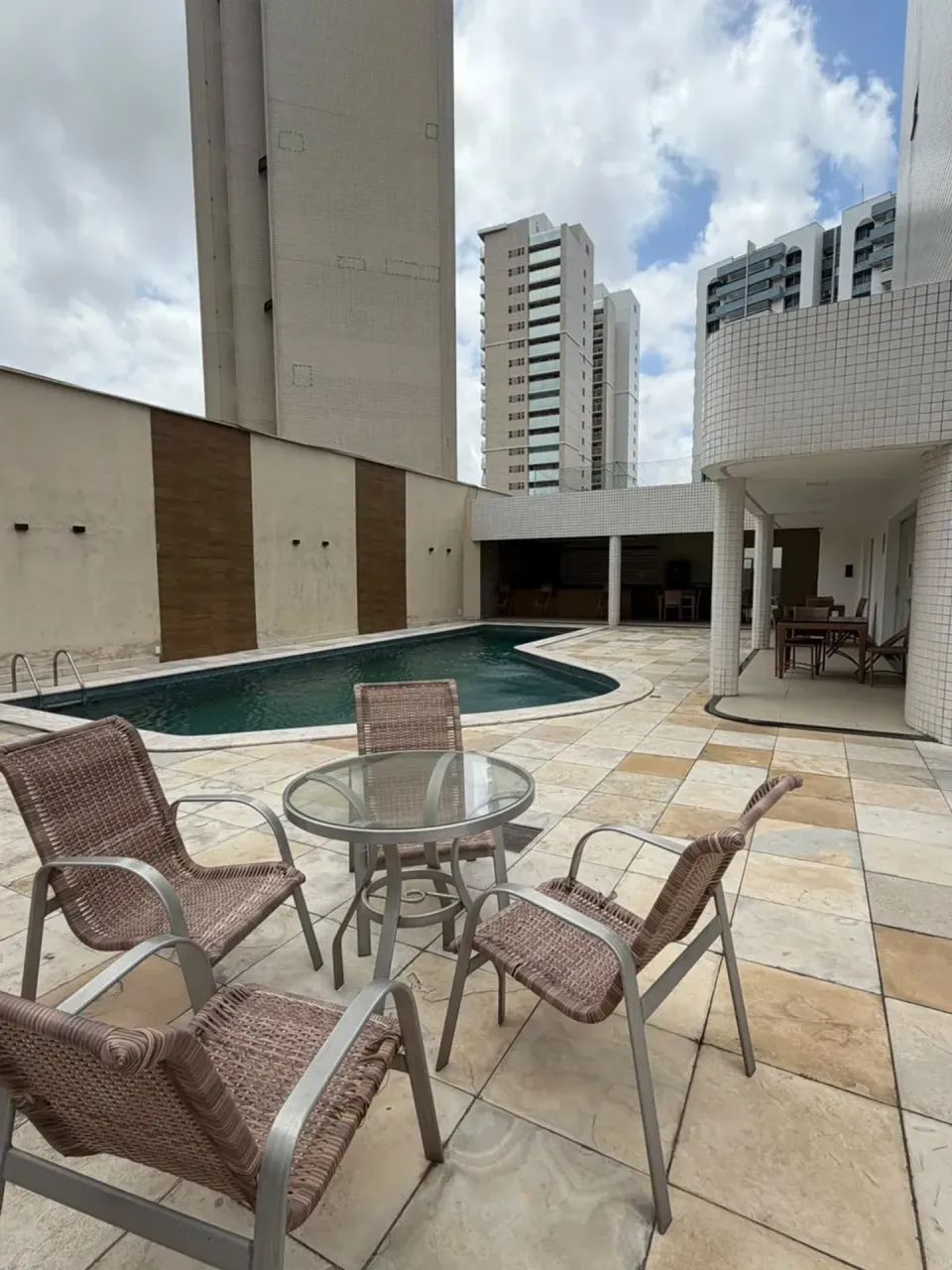 LOCACAO - APARTAMENTO -  CALHAU - EDIFICIO BUENOS AIRES - Foto 3
