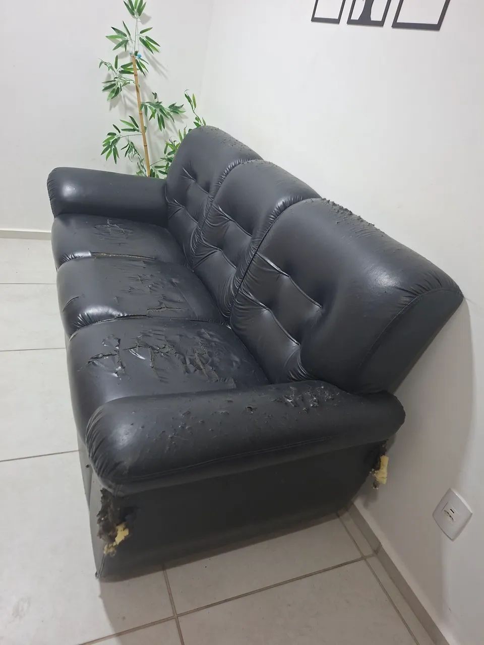 Sofá de couro sintético  - Foto 2