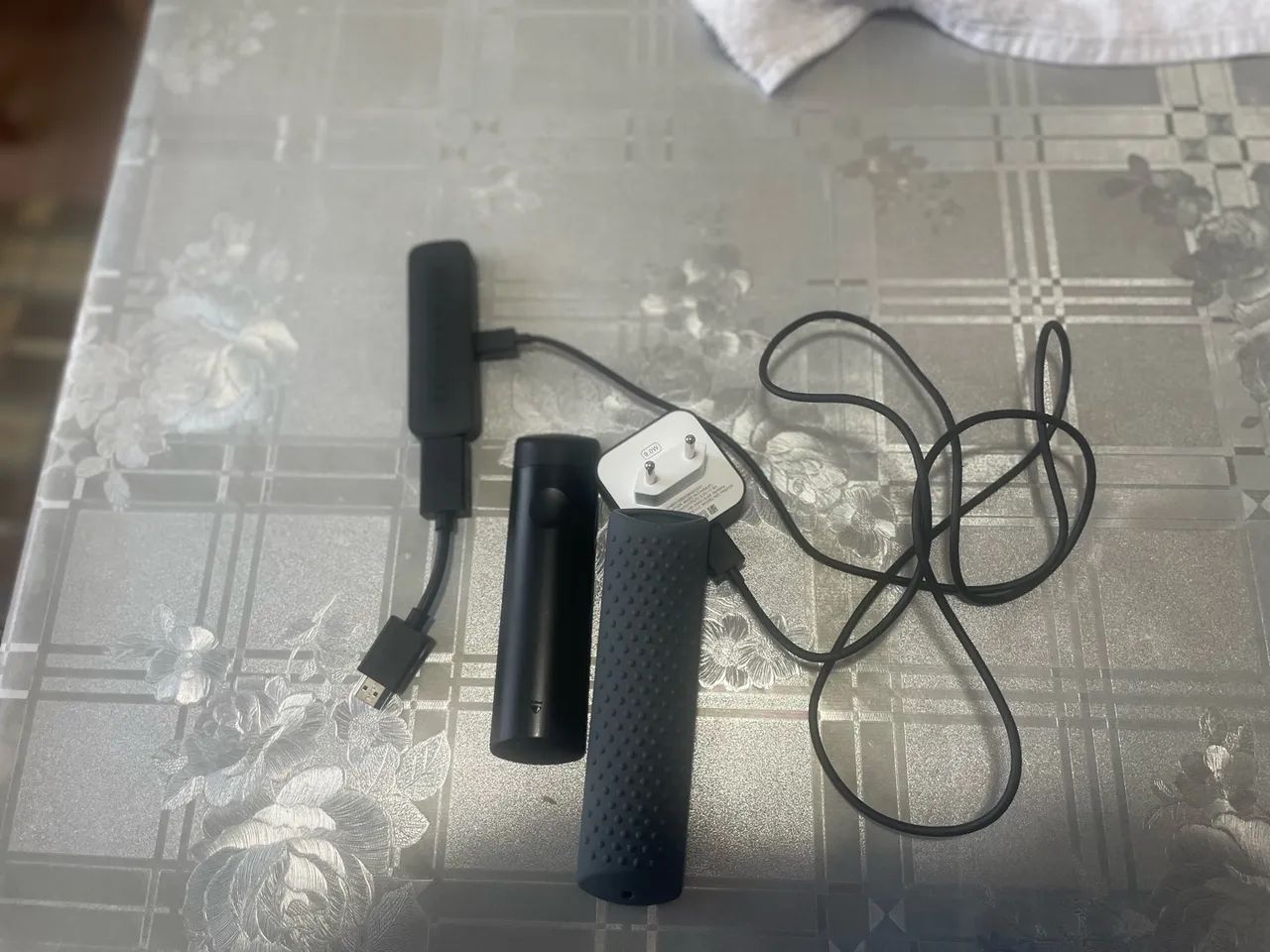 Fire Stick da Amazon completa funcionando perfeitamente