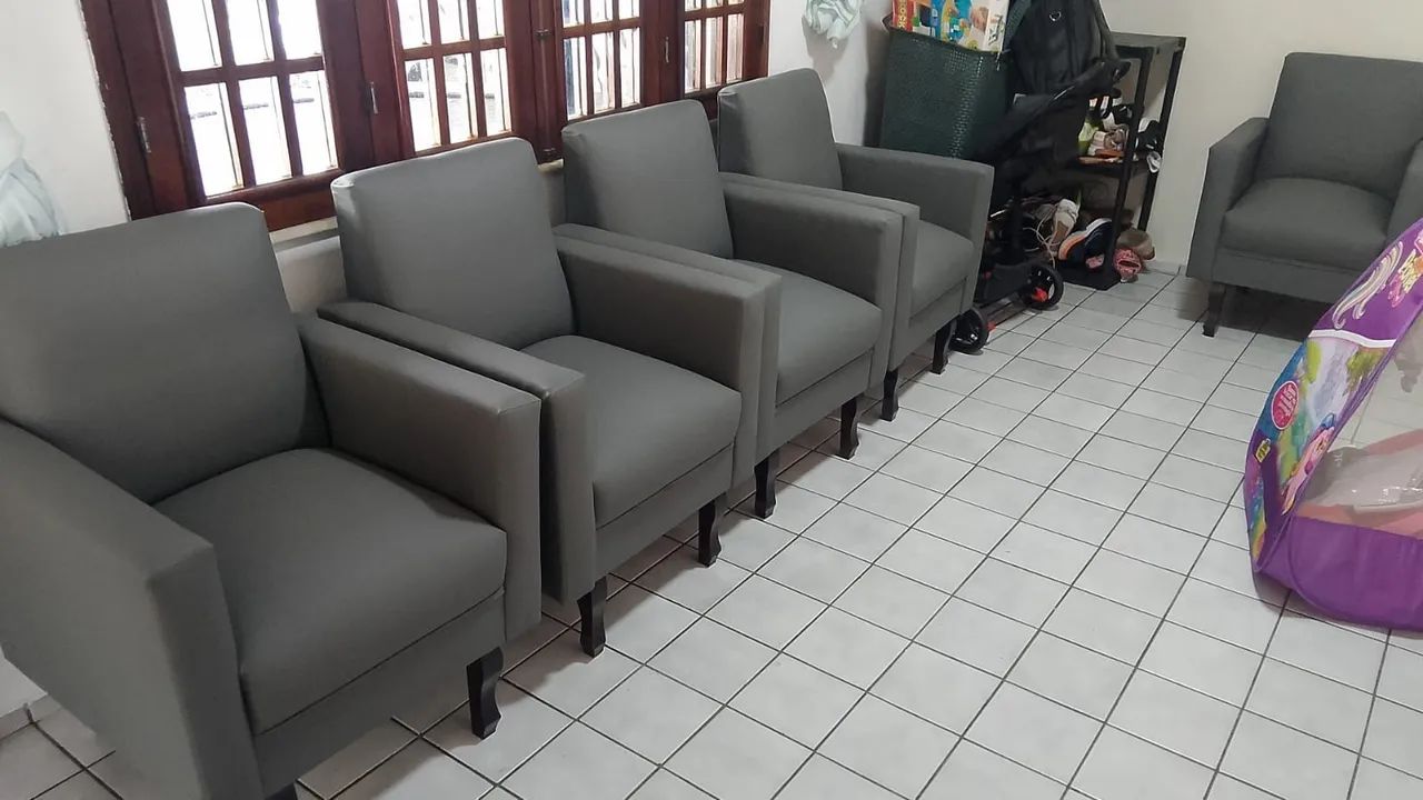 Poltronas em top couro  sob encomenda RS 360,00 unidade, contato 98- *  - Foto 3