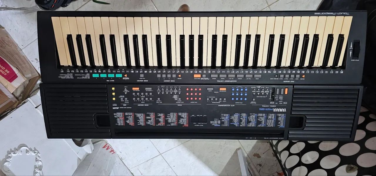 Teclado Yamaha PSR-85 