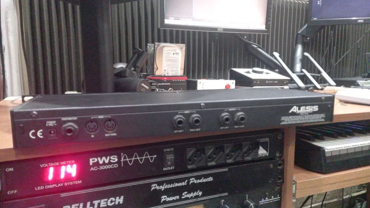 Processador de Efeitos Alesis MidiVerb 4 - Foto 3