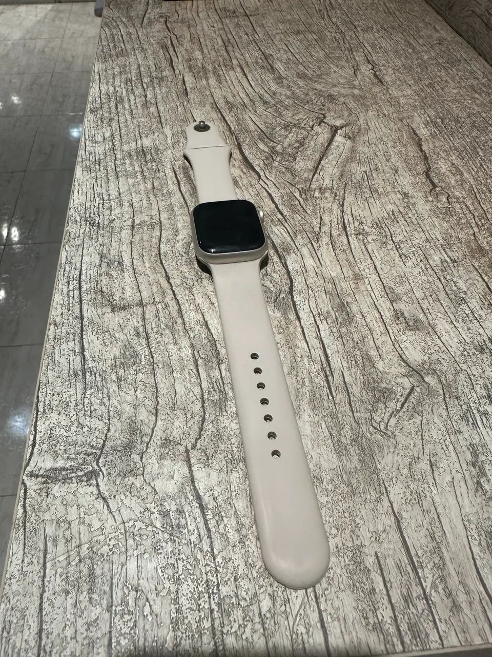 Apple Watch Series 7 com GPS 32 GB 41mm Starlight - Smartwatches