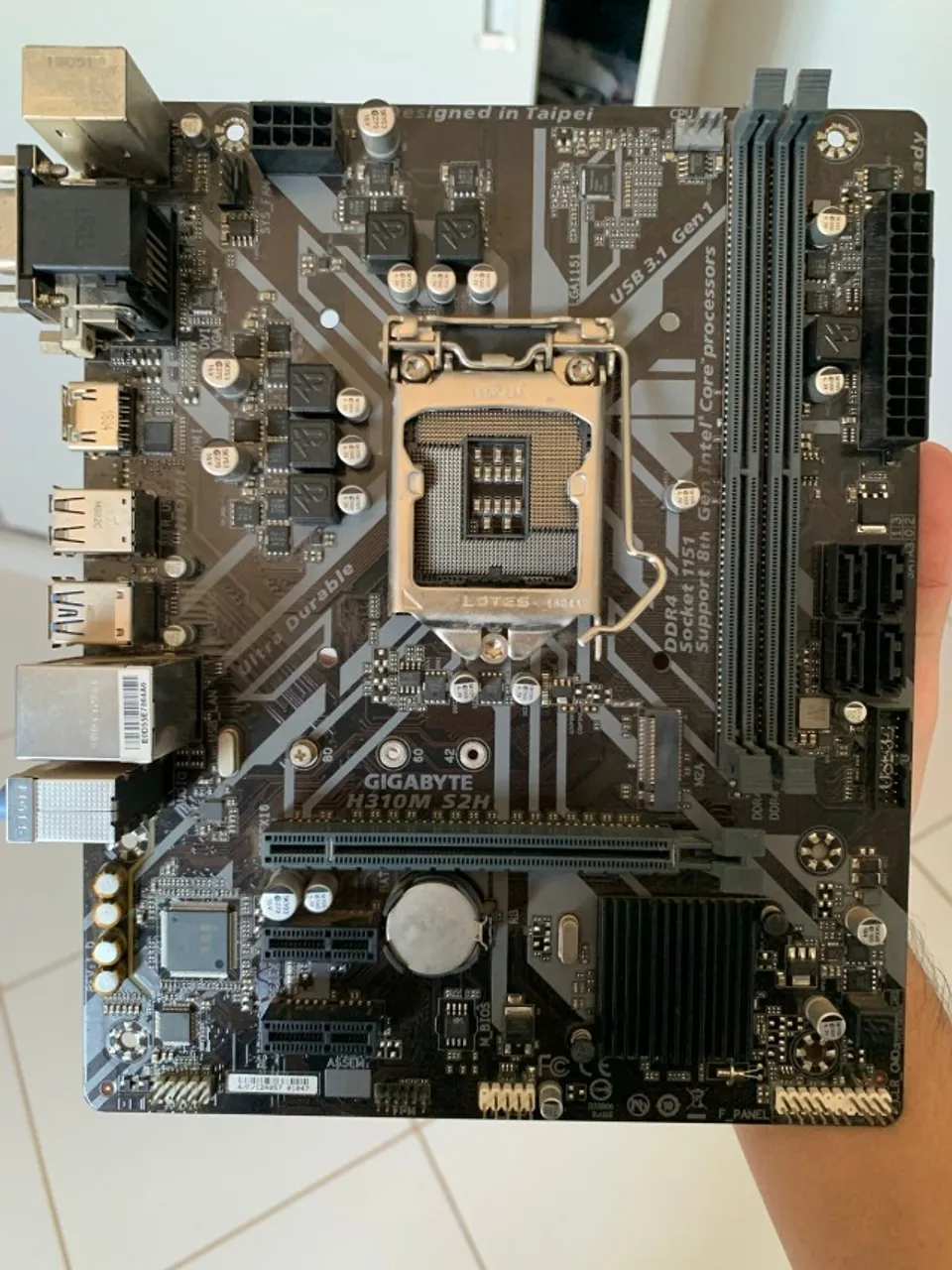 Core™ i5 9600K + ASRock Z390 ＋メモリ32GB Kit Upgrade Gamer Intel i5 9600K + Z390 + 32GB DDR4 - Computadores