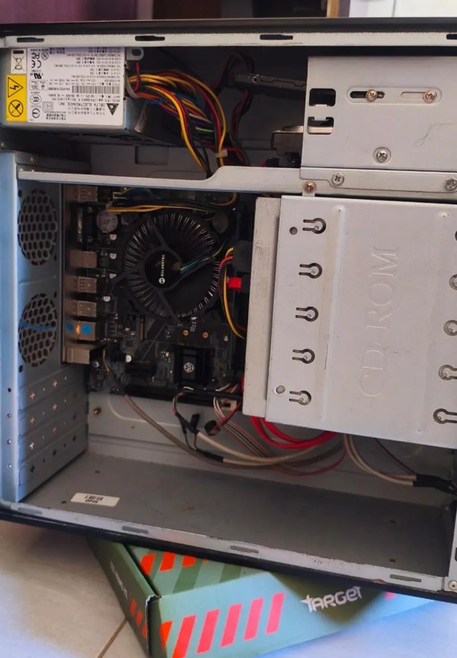 Vendo Gabinete com Processador Intel i5. Leia o anúncio!