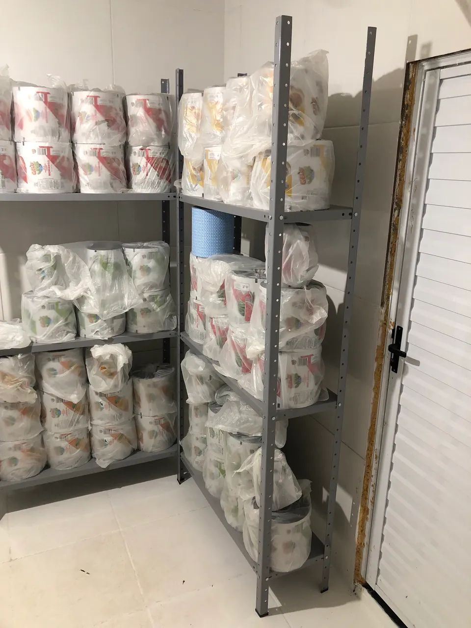 Estante de aço Reforçada Suporta 180kg - Foto 4
