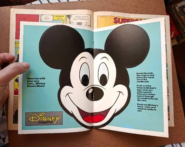 DISNEY MAGAZINE nº 100 c/ MÁSCARA BRINDE do MICKEY (importada