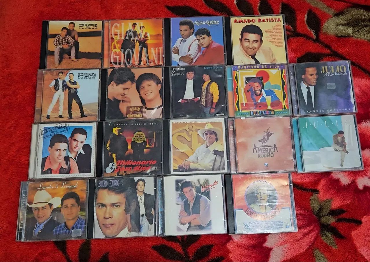 Lote Cds Sertanejo e outros