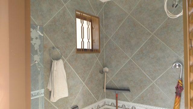 Ótima casa no bairro califórnia em patos de minas - Foto 16