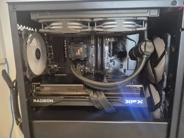 RX 9070 XT 16gb - Foto 3