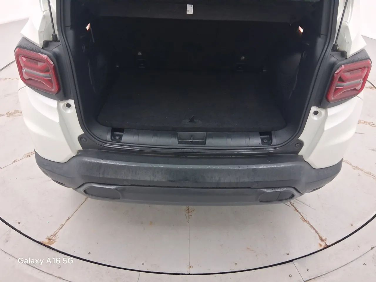 Jeep Renegade Long. T270 1.3 TB 4x2 Flex Aut., foto 10 de 18