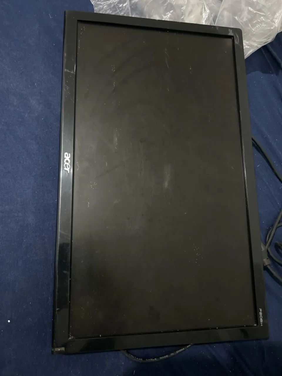 Monitor com defeito 