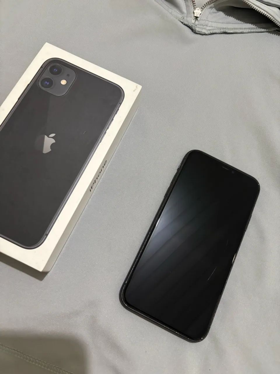Vendo iphone 11 preto (Peças dele) - Foto 2