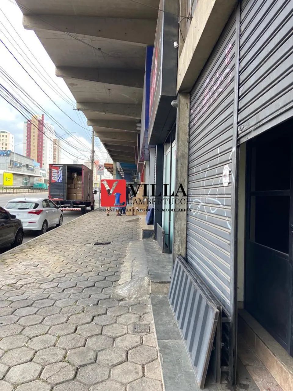 Lojão na av. Cristiano Machado, Cidade Nova