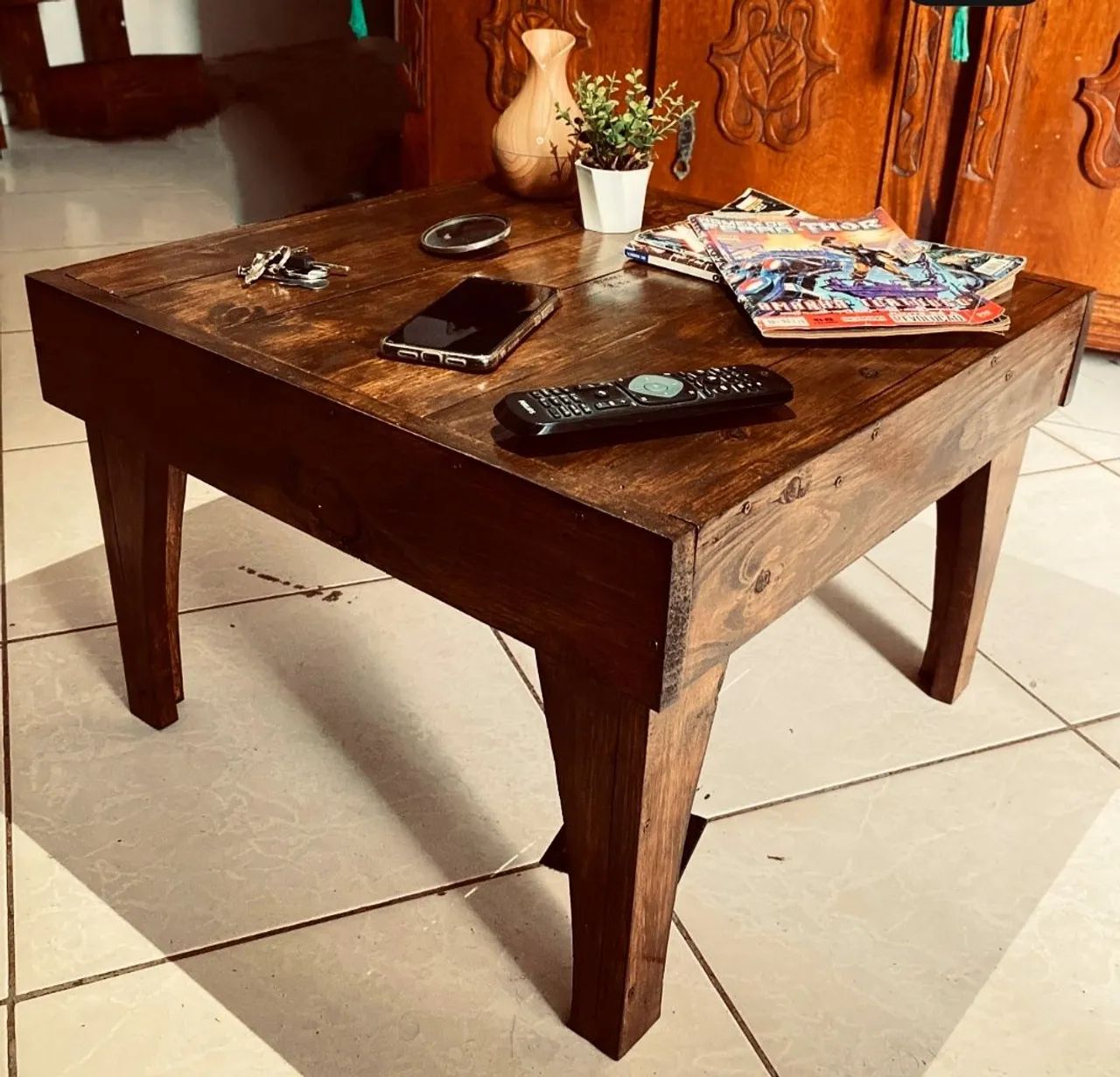 Mesa de centro rústica decorativa