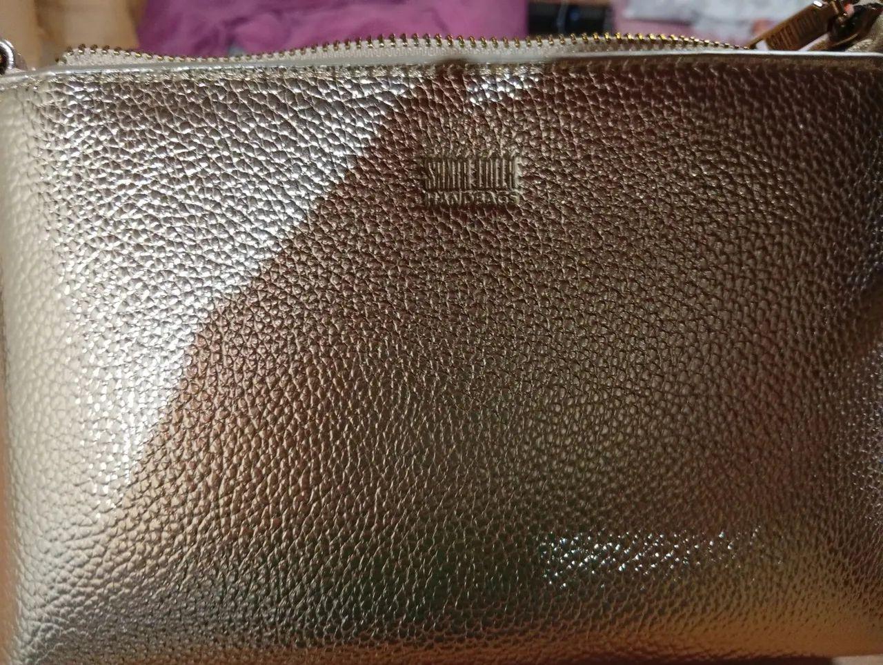 Bolsa Santa Lolla dourada - Foto 2