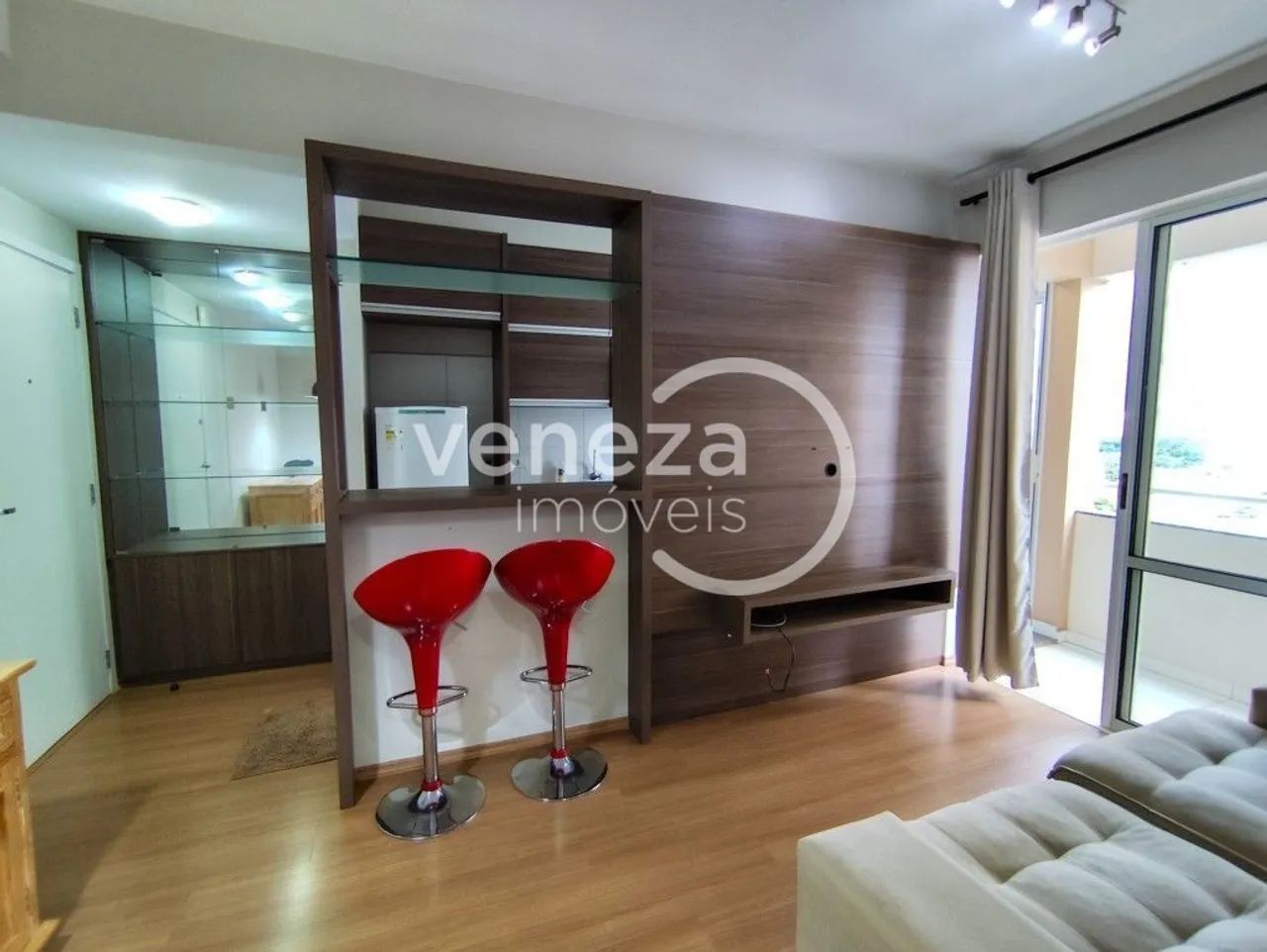 Apartamento mobiliado para alugar no Edifício Pateo Aurora, Jardim Aurora - Foto 2