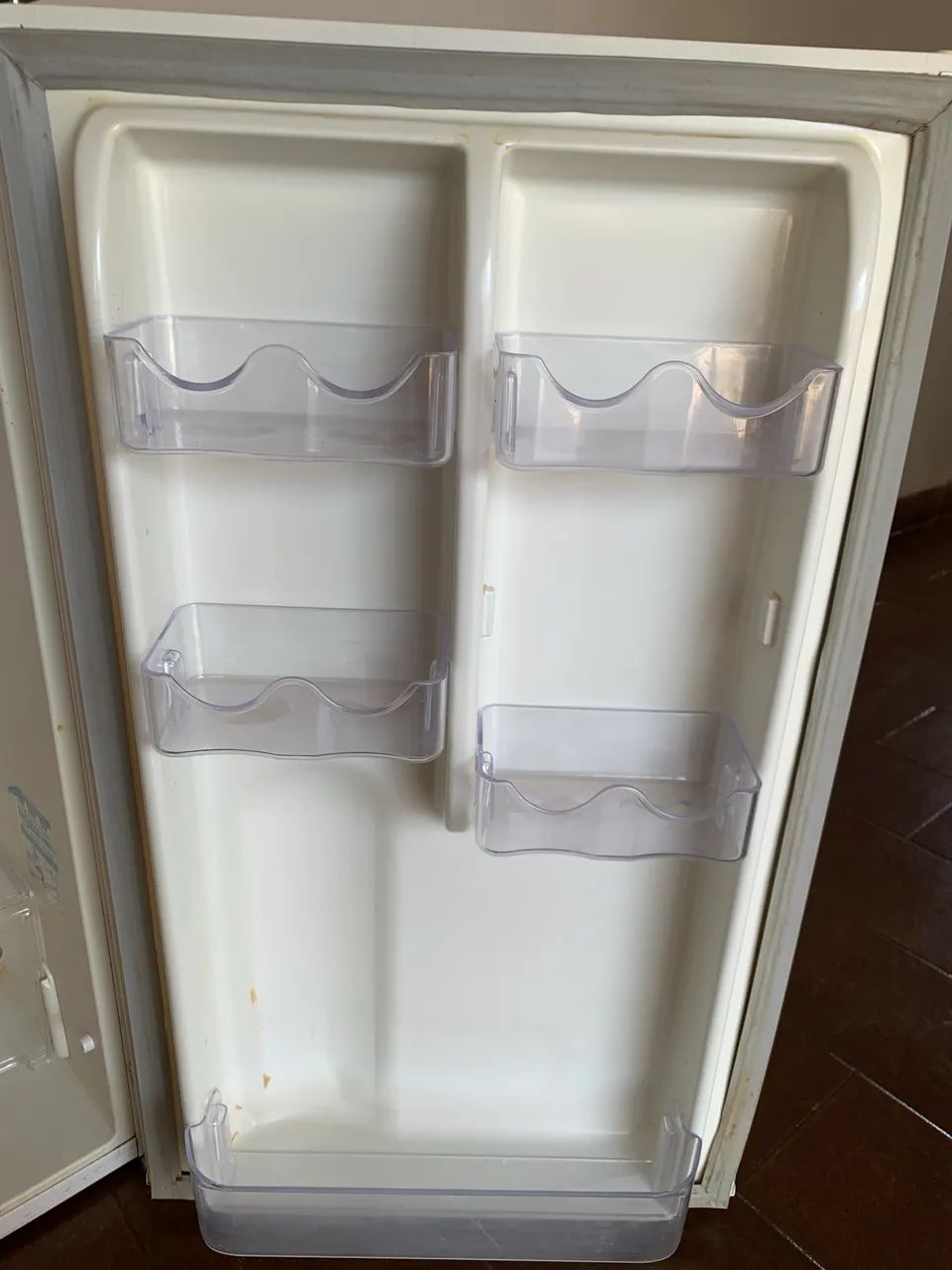 FRIGOBAR ELETROLUX RE120 - Foto 4