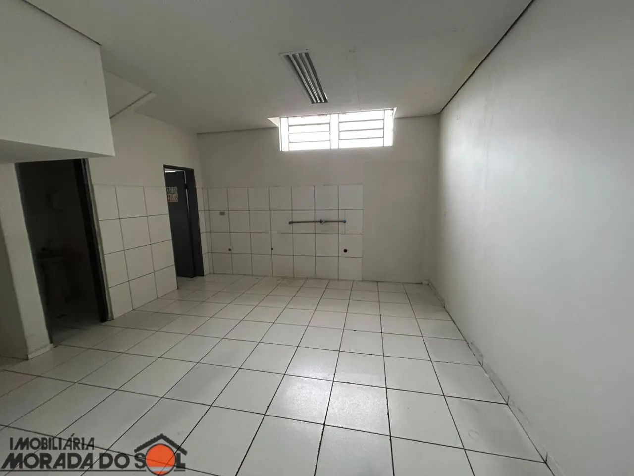 Salão para alugar no bairro Jardim América - Maringá/PR - Foto 5