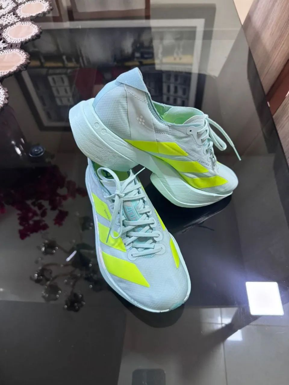 Vende-se tênis ADIZERO ADIOS PRÓ 4 SEMI NOVO - Foto 4