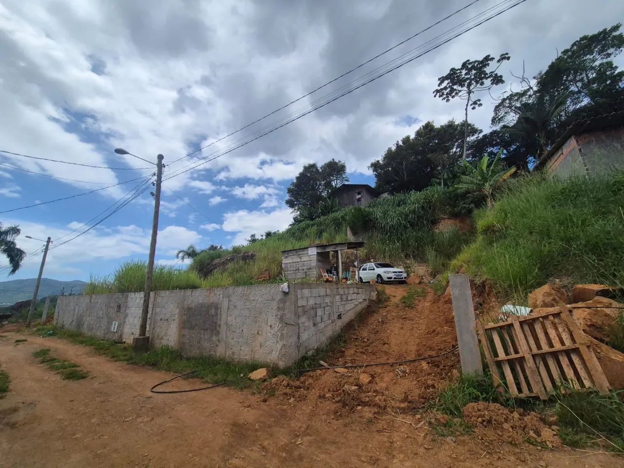 Vendo terreno na rua frente a Eletrosul  - Foto 3