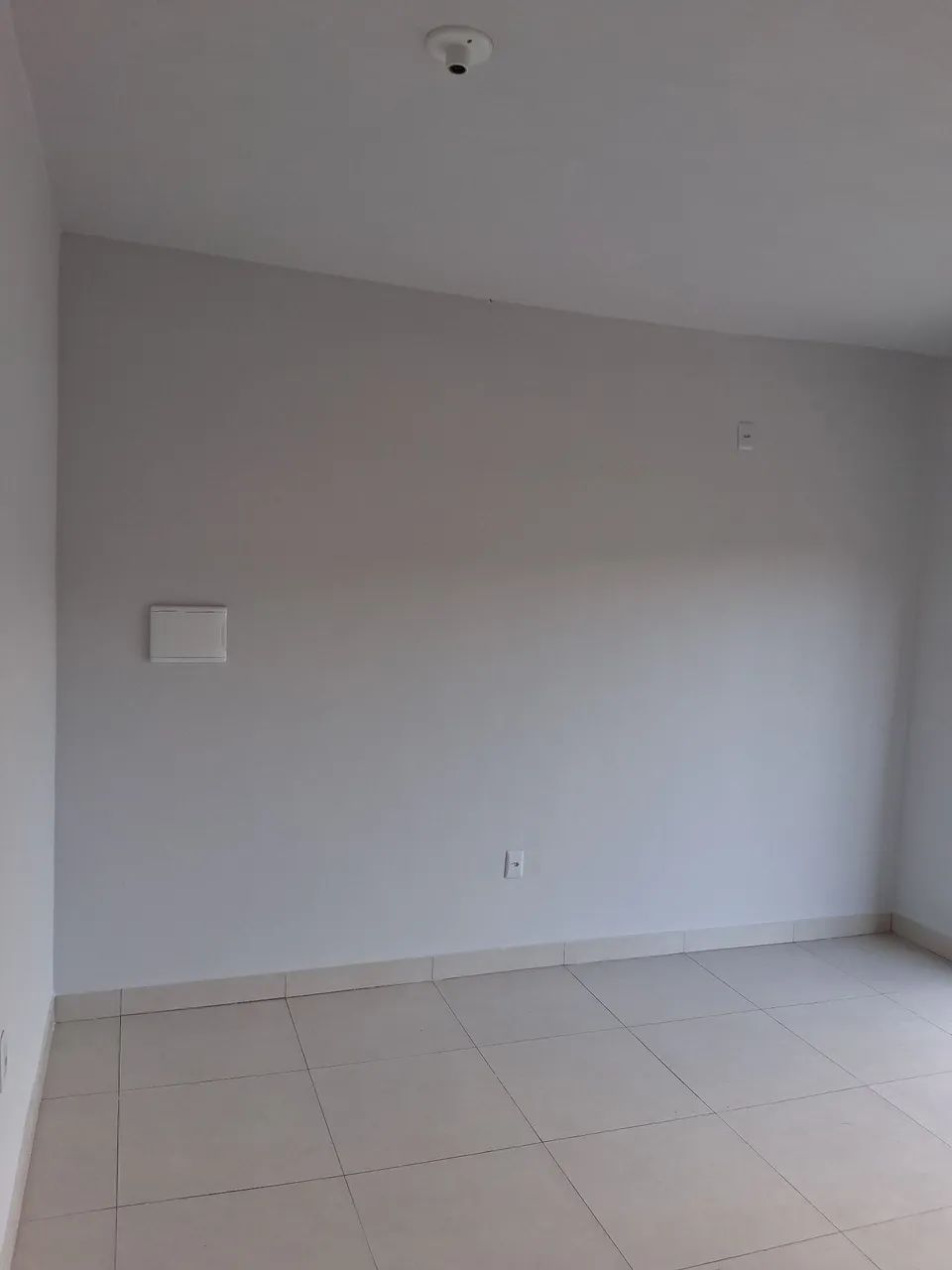 *  ALUGA-SE SALA COMERCIAL - Foto 5