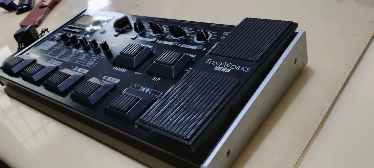 Pedaleira Guitarra Korg ToneWorks AX3000G  - Foto 5