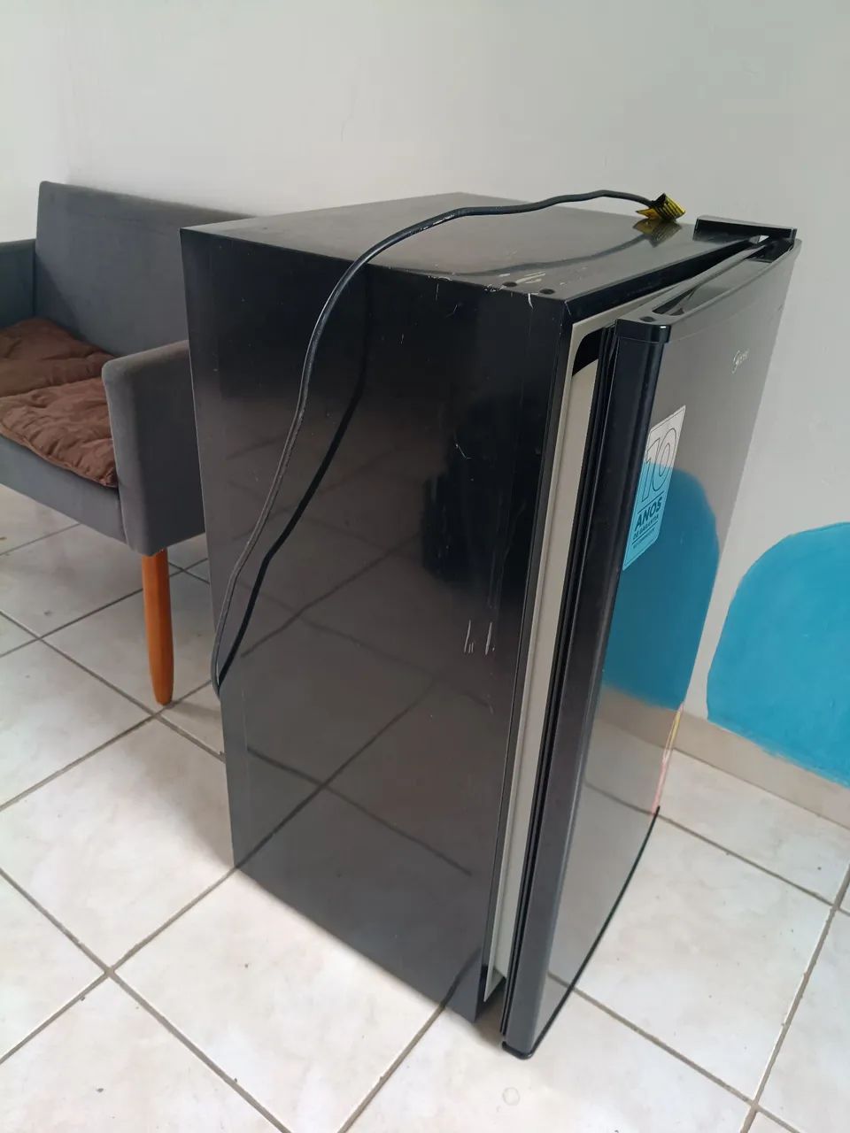 Frigobar Midea 120l Super novo - Foto 2