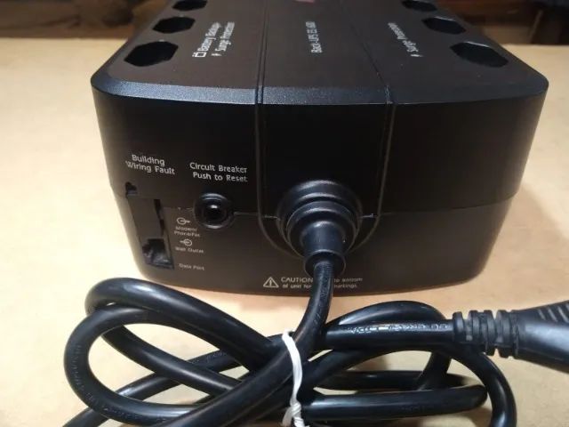 Nobreak APC Back-UPS 600VA - Testado e Funcionando (Sem Bateria) - Foto 2