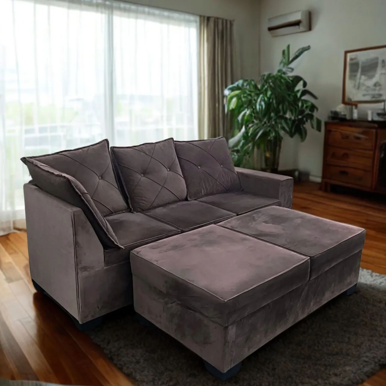 Sofá 3 Lugares com Puff Modular - Confortável, Moderno e Super Conservado!