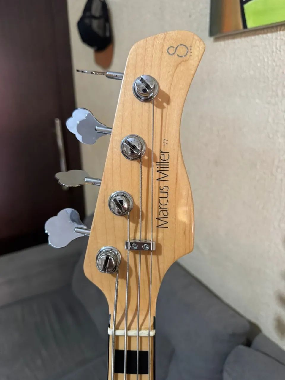 Baixo sire v7 Marcus miller 4 cordas 2020 - Foto 2