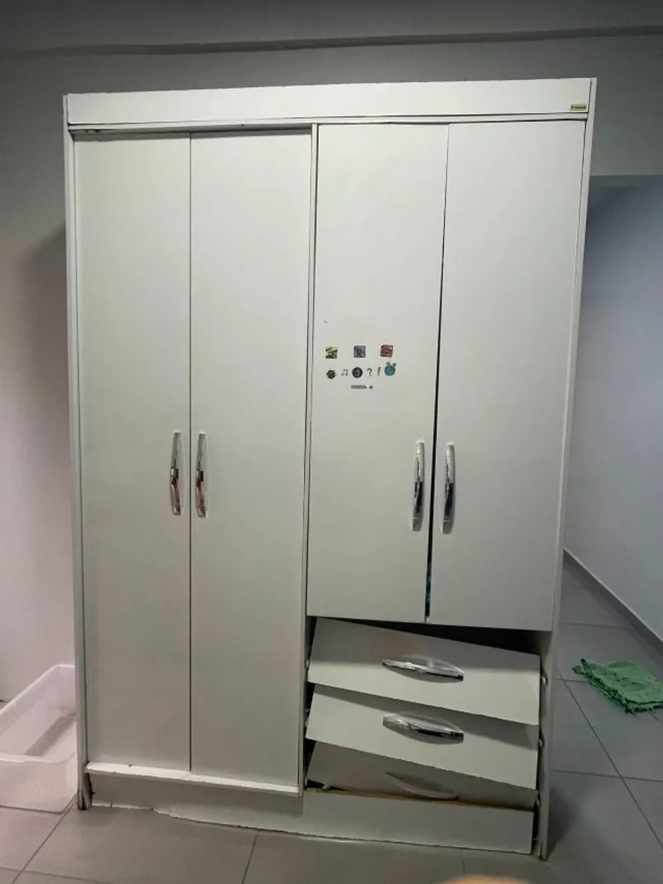 GUARDA ROUPA BRANCO 
