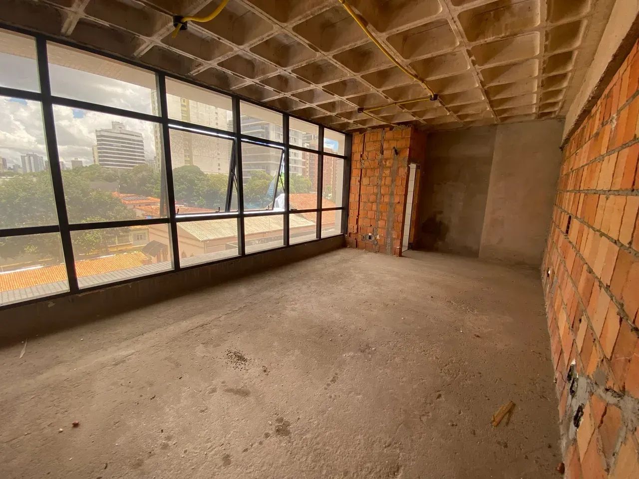 Sala Comercial | 35m2 | Nascente | Bairro da Batista Campos