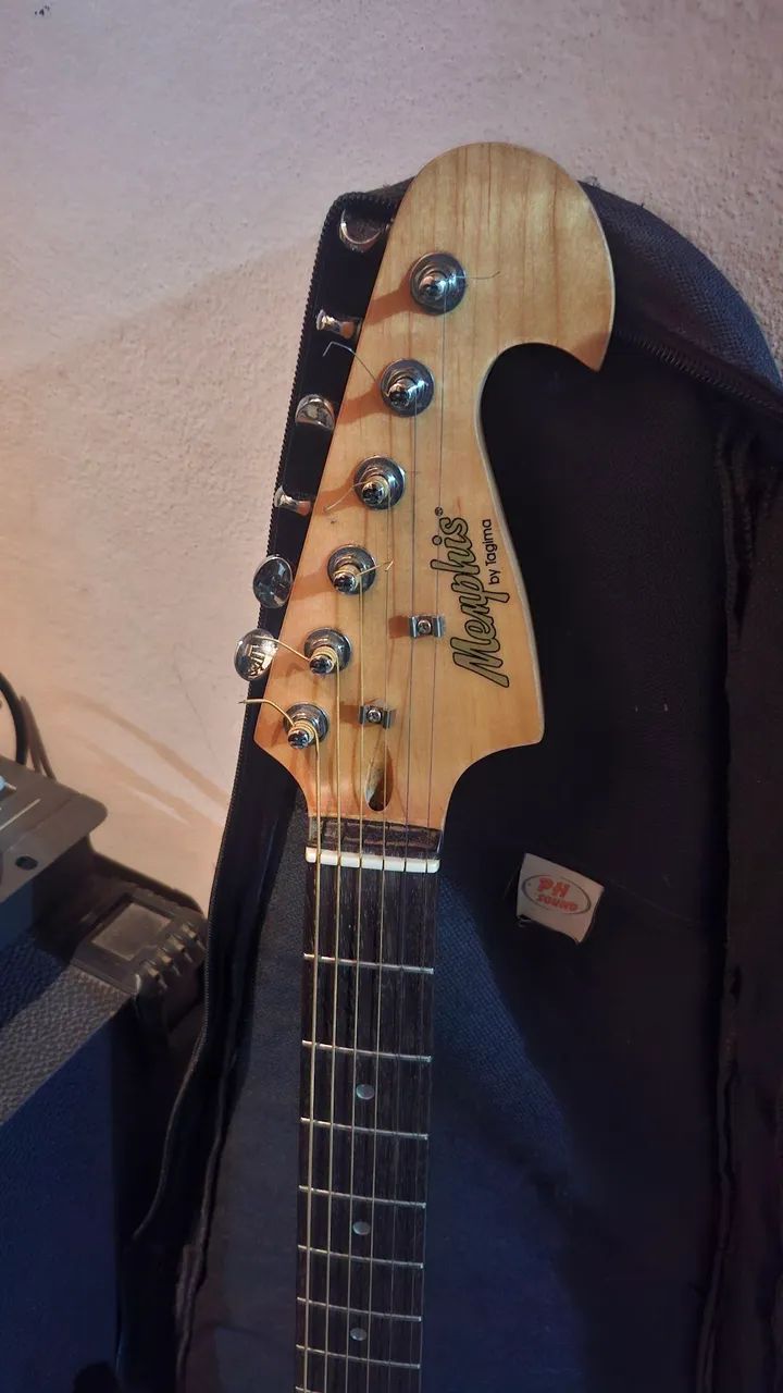Guitarra e caixa de som - Foto 3