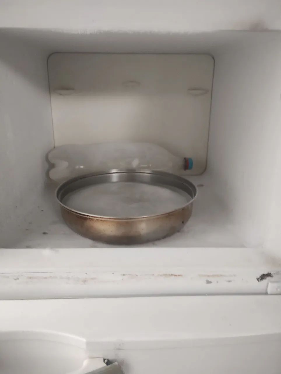 Vendo geladeira Eletrolux 