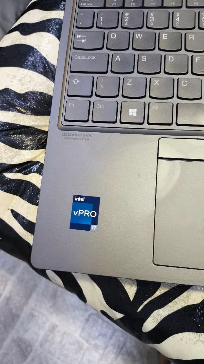 Notebook Lenovo ThinkPad P16 Gen 1 - Foto 3