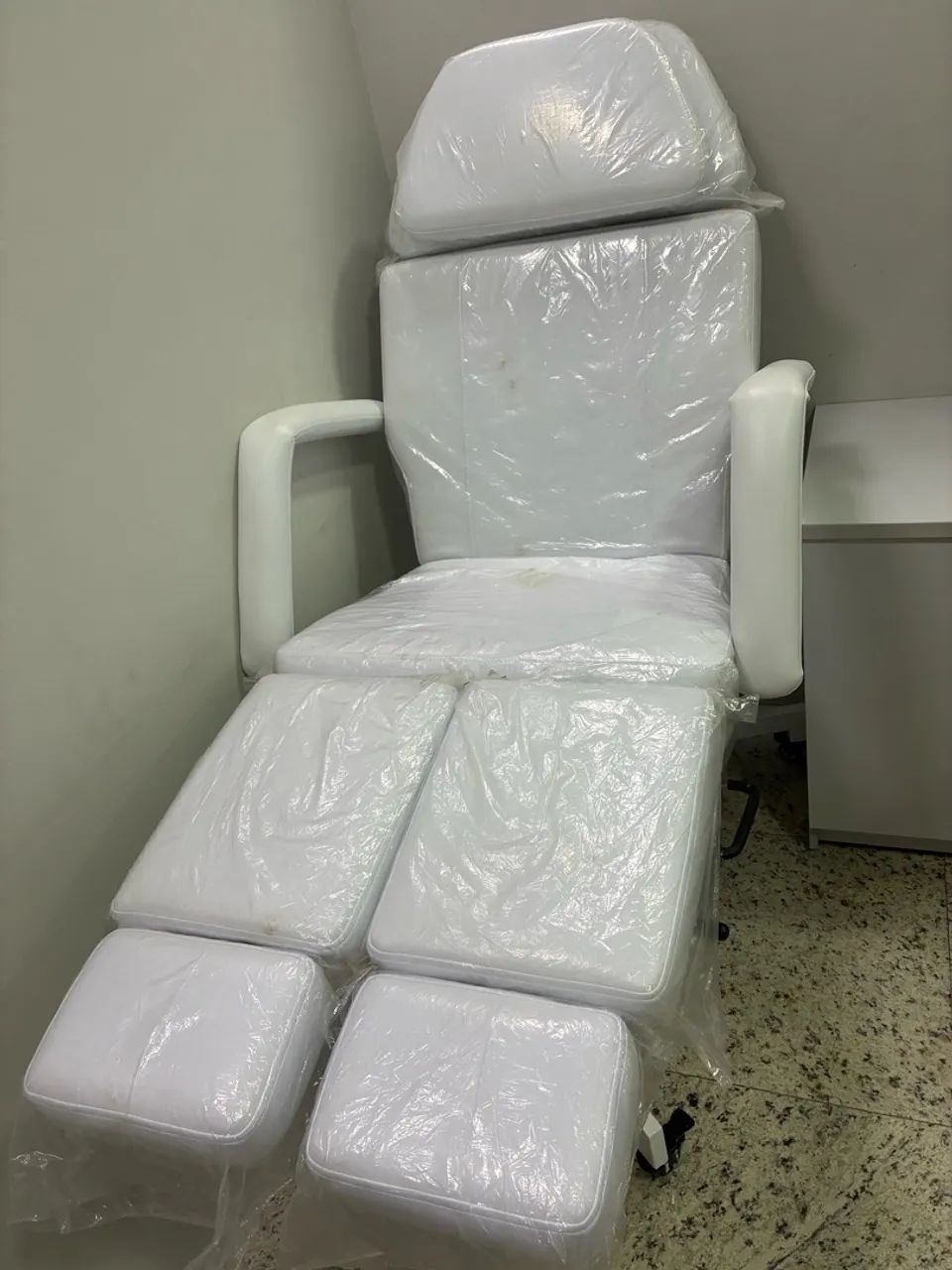 Cadeira de podologia 